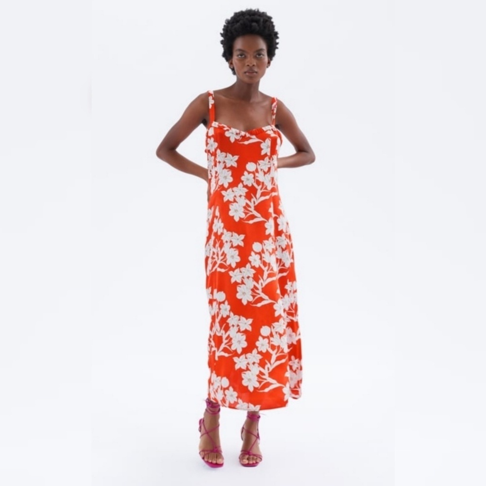 ZARA | FLORAL DRESS - Picture 2 of 6